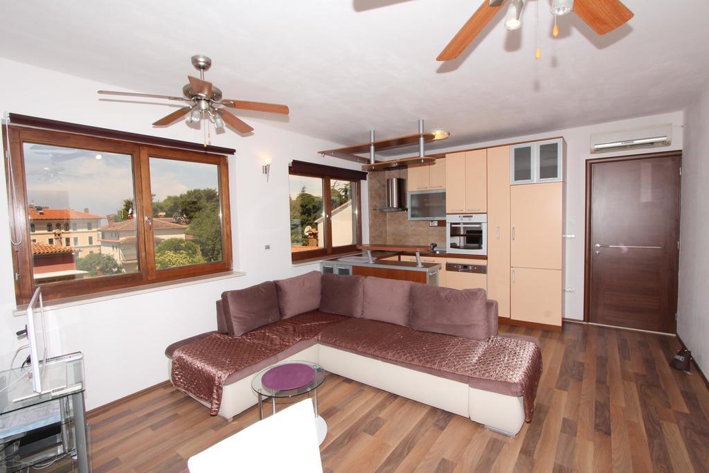 Apartments Horizont Rovinj Rom bilde